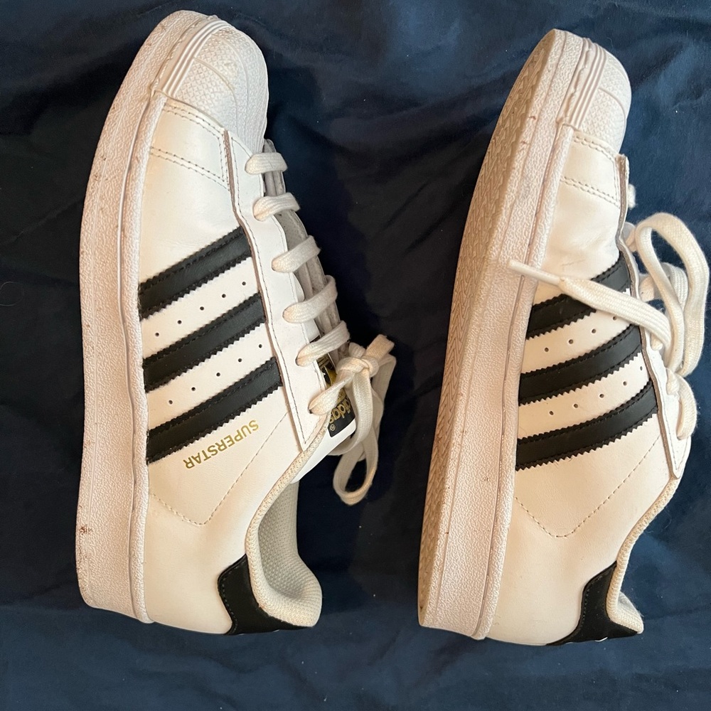 Adidas superstar gold black sneakers